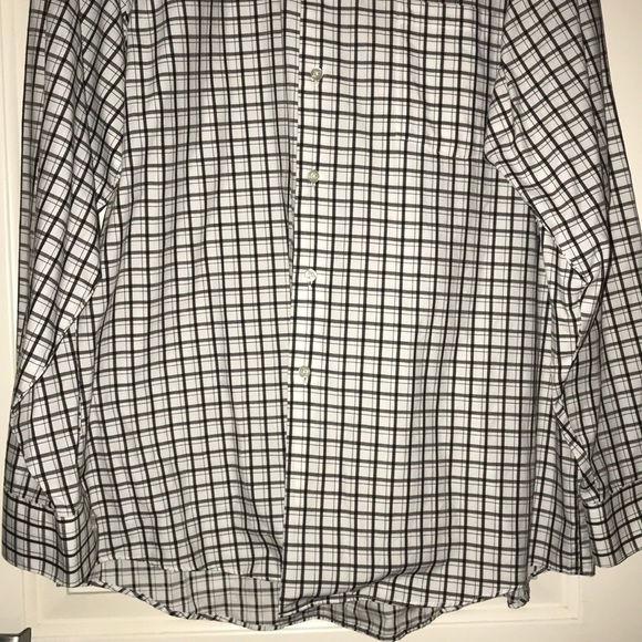 Van Heusen Button Down Dress Shirt Long Sleeve - Picture 6 of 8